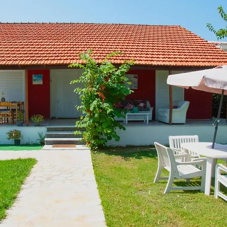 Lemami Seafront Holiday home *