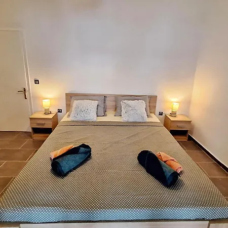 Lemami Seafront Holiday home Kavos