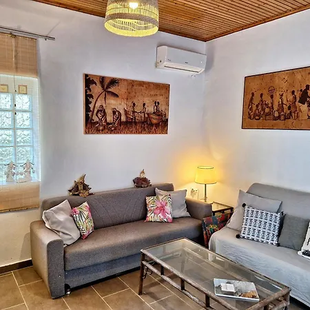 Lemami Seafront Holiday home Kavos