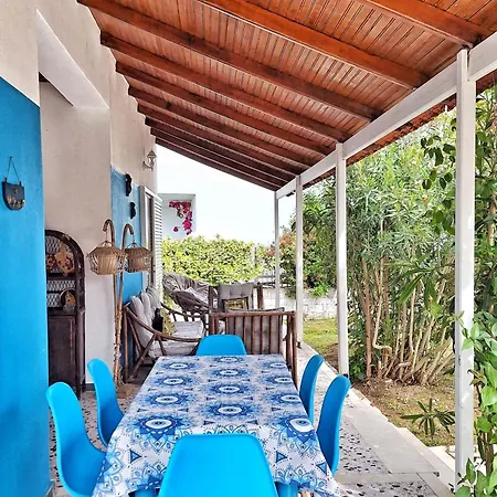 Holiday home Lemami Seafront *