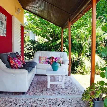 Lemami Seafront Holiday home